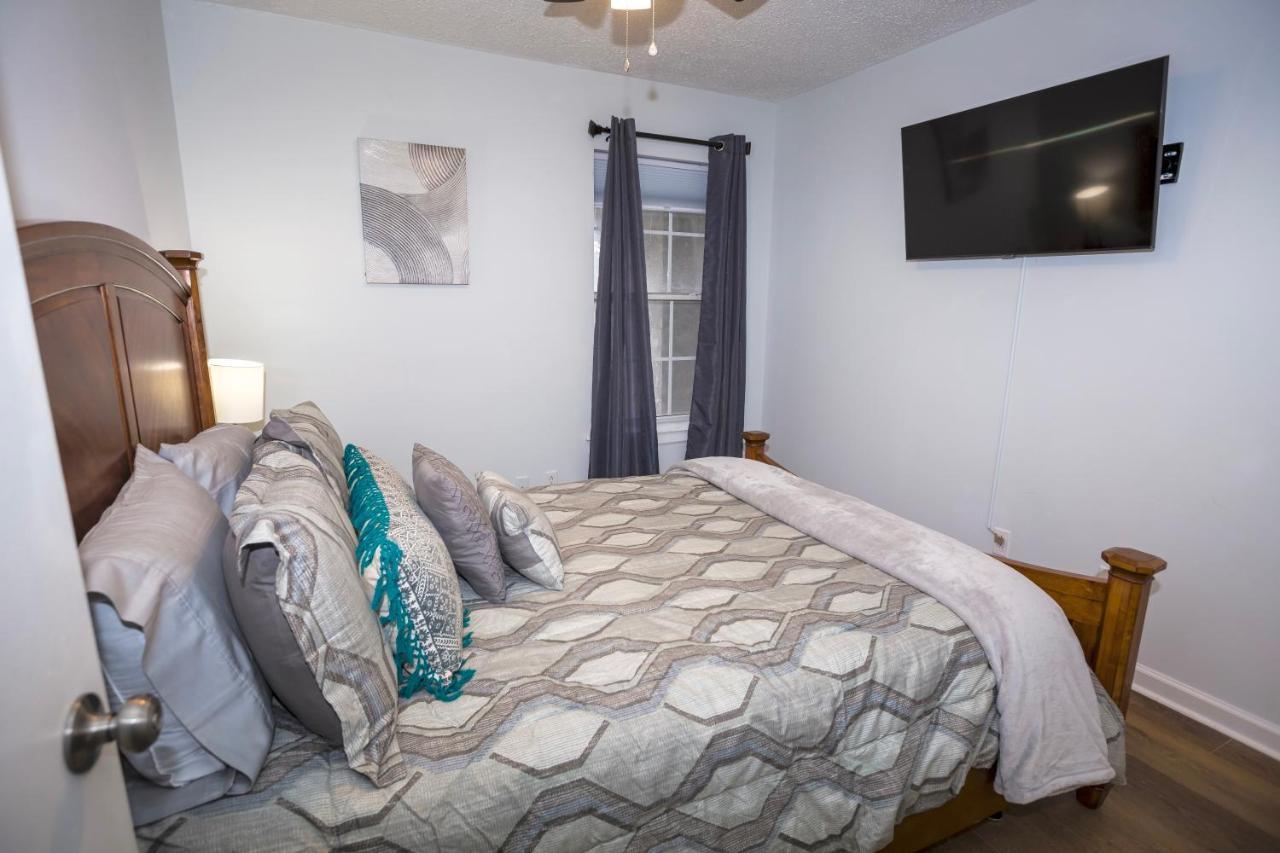 Elegant 3 Bedroom Apt With Free Parking And Balcony Nashville Exterior photo